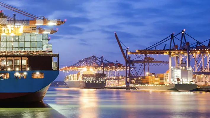 Kineski trgovinski suficit dostigao 1 bilion dolara